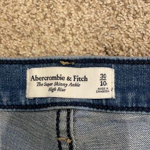 Abercrombie & Fitch Super Skinny Ankle High Rise Jeans